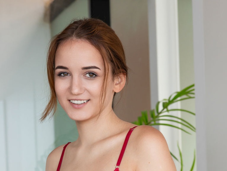 Emily Warren’s Clean Eating Snacks for Energy Crashes