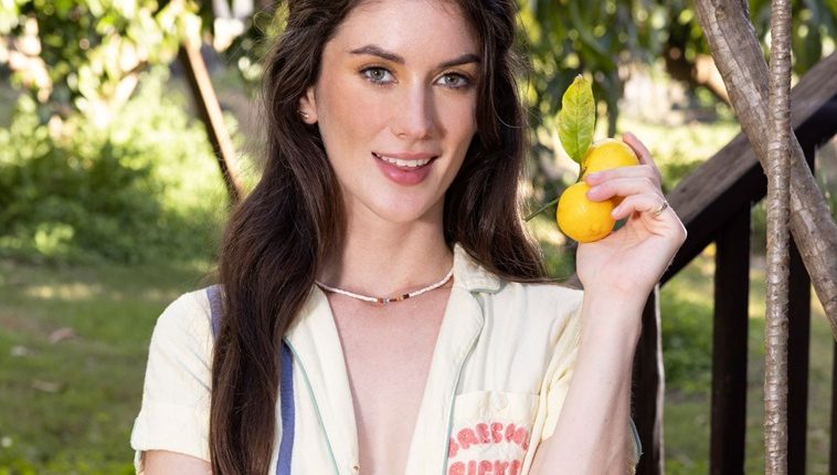 Roux Nash’s Low-Carb Weight Loss Plan That’s Easy to Follow