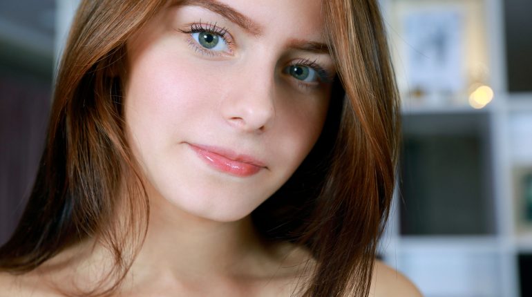 Madeline Howard Shares Her Experience, Gives Advice on Vitamin A for Eye Health