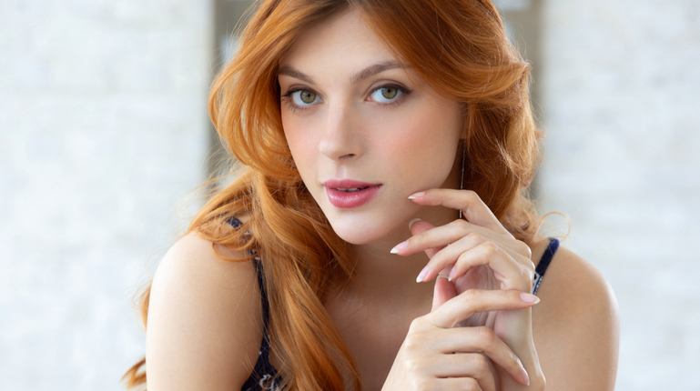 Isabella Monroe Shares Her Anti-Aging Skincare Routine After 35