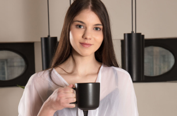 Investment Coach Vivian Holloway Shares the Savings Strategy Men Ignore