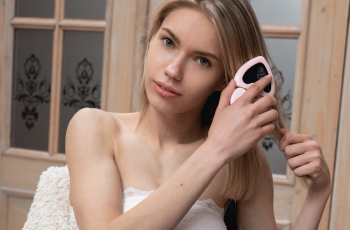 Money Coach Sophie Grant Shares the Credit Card Benefits Men Often Miss